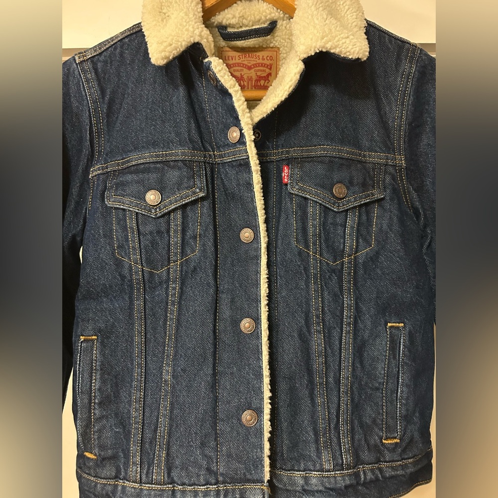 Levi’s Denim Sherpa Jacket. Size XS. - Picture 6 of 8